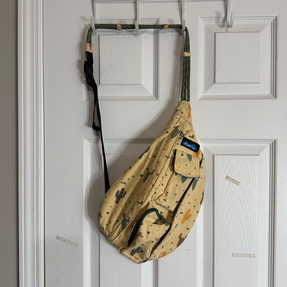 KAVU Rope Bag -Shoulder Bag-Backpack.  Great colors and cactus designs!